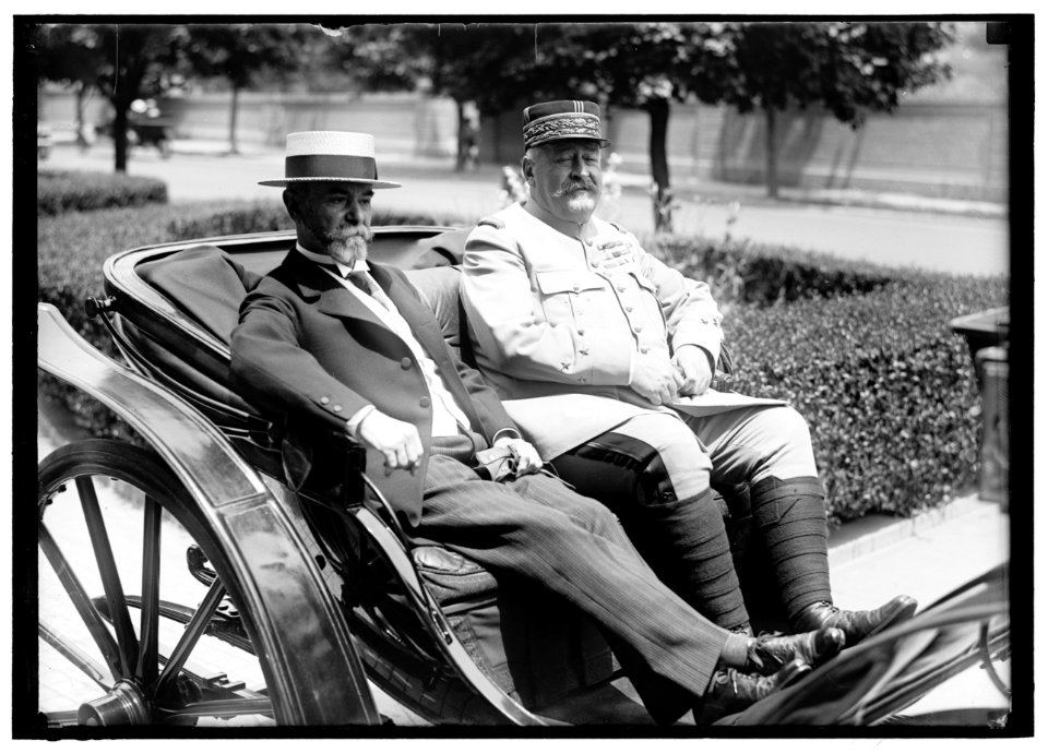 BARTHOLST, GENERAL, FRENCH ARMY. RIGHT, IN CARRIAGE WITH AMB. JUSSERAND LCCN2016869330