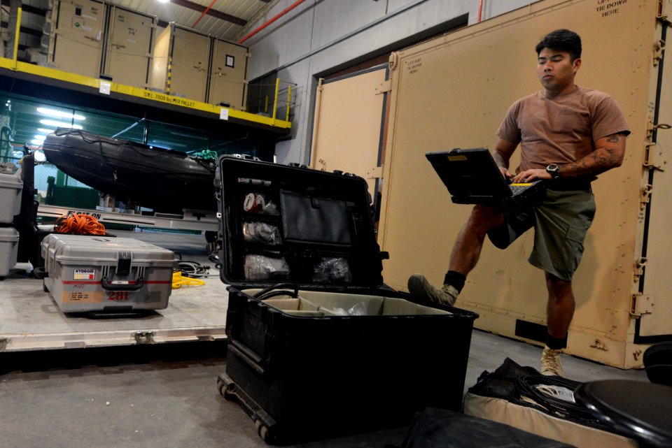 Base-response drill 131204-N-OU681-019