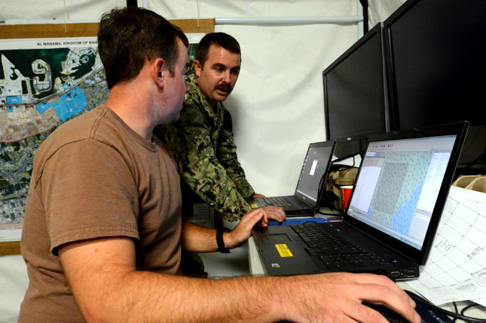 Base-response drill 131204-N-OU681-048