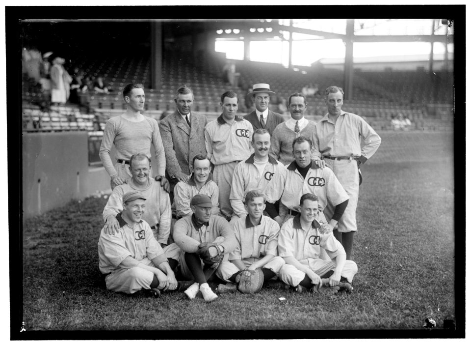 BASEBALL, AMATEUR AND COLLEGE. CHEVY CHASE CLUB TEAM LCCN2016866462