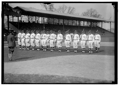 BASEBALL, PROFESSIONAL. OPENING GAME LCCN2016867604