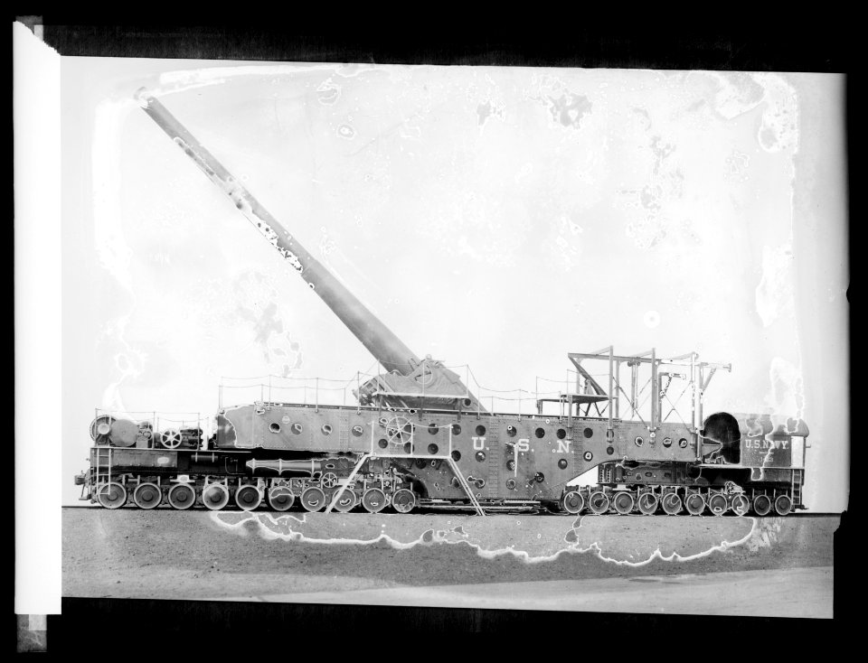 14 50 caliber naval gun, 4-1-20 LCCN2016851764