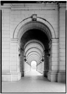 14. DETAIL, EAST ARCADE, ELEVATION FROM THE WEST - Union Station030023pv