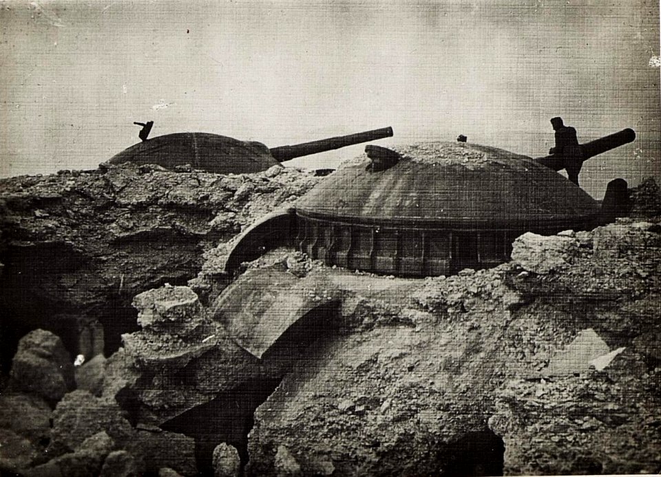 149mm Turmgeschütze in Verrena, Juni 1916. (BildID 15576481)