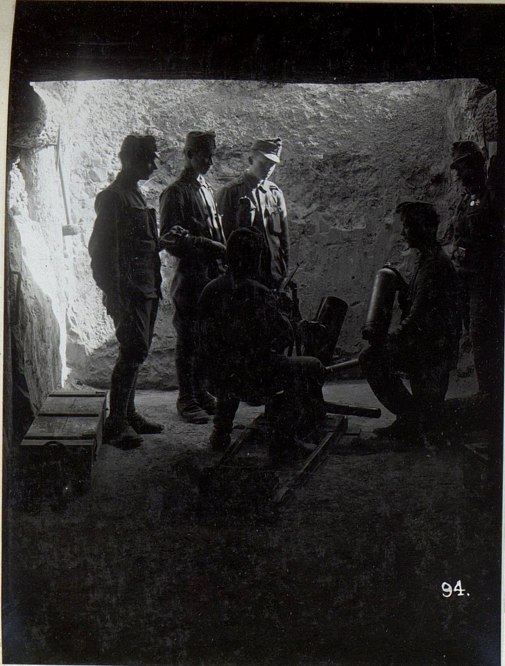 14cm Minenwerfer M15 Gruppe I Batterie 6-2 Infanterieregiment 40 (BildID 15693691)