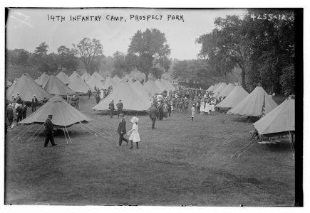 14th Infantry Camp, Prospect Park LCCN2014704981