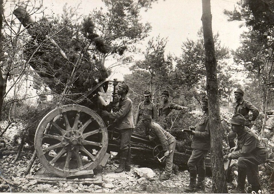 15 cm Haubitze bei Nabresina.27.8.17. (BildID 15600276)