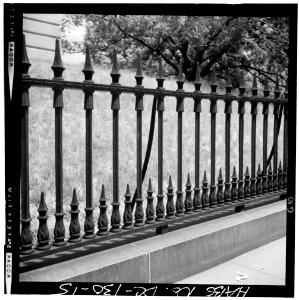 15 detail iron fence 029413pu