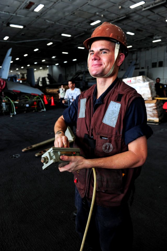 150624-N-KU391-030 USS Theodore Roosevelt (CVN 71) (19142129341)
