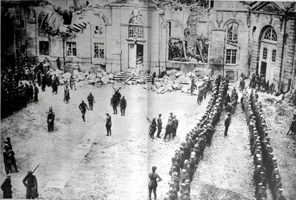 151 8&9 place de l'archevêché à Verdun