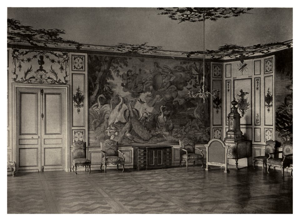 151 Ansbach. — Kgl. Schloß, Gobelinzimmer, um 1745