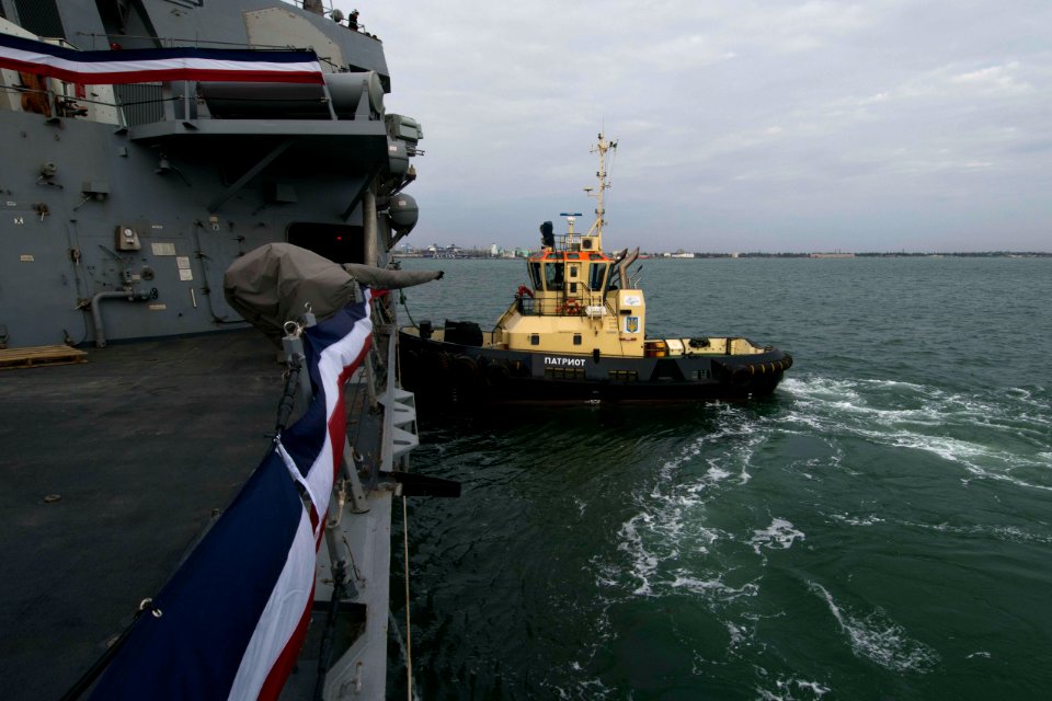 151009-N-AX546-056 (22050426515)