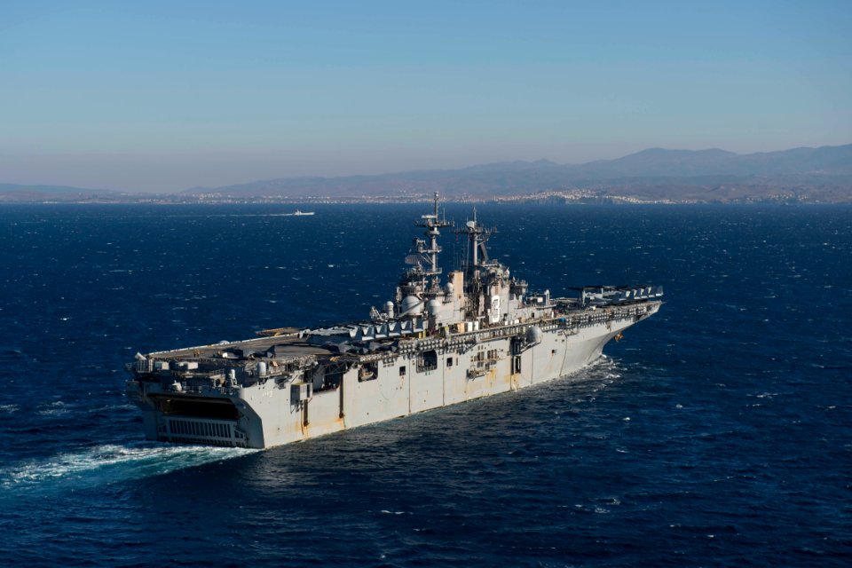 151026-N-AX638-199 (22309523159)