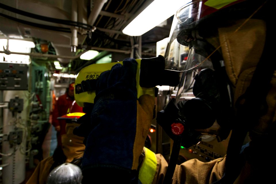 151031-N-AX546-054 (22678624576)