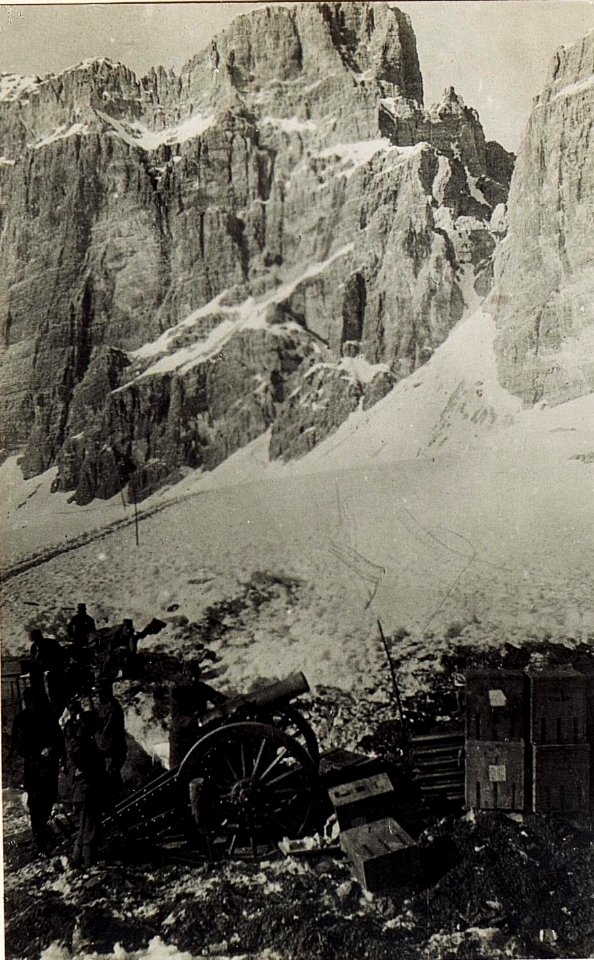 15cm Mörser mit Fanisspitzen, 1916. (BildID 15585124)