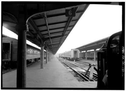 16. DETAIL, TRAIN SHEDS - Union Station030025pv