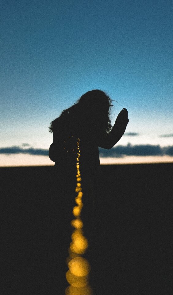 Shadow silhouette trail
