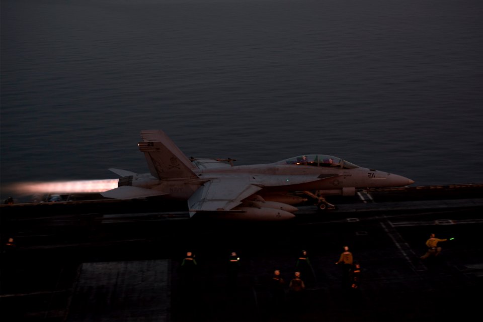160508-N-GK939-105 (27134067416)