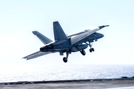 160608-N-DZ642-155 (27510135641)