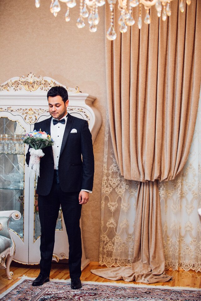 Groom indoor inside