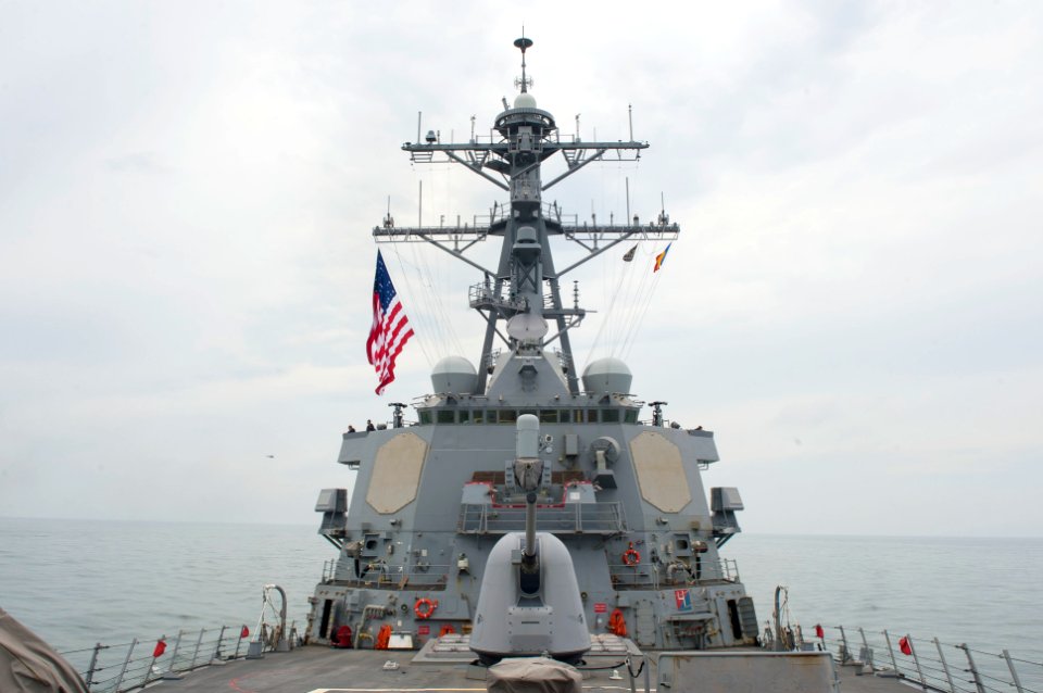 160613-N-FQ994-291 (27051540974)
