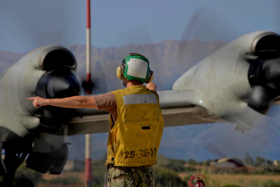 160617-N-IL474-194 (27380017953)