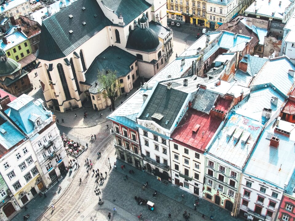 Rooftop street people