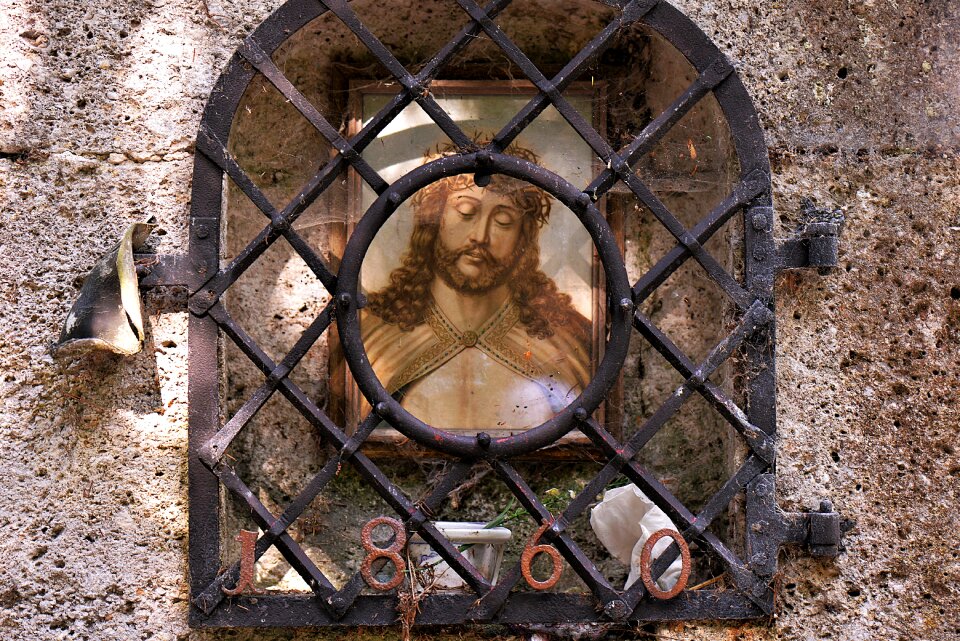 Wayside cross old icon