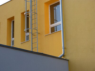 Ladder house the eaves