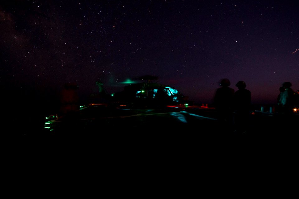 160728-N-ZE250-561 (28163068253)
