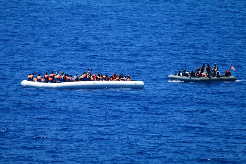 160729-N-EU999-007 (28539580202)