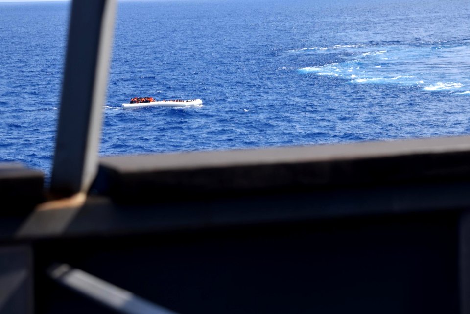 160729-N-EU999-002 (28029046924)