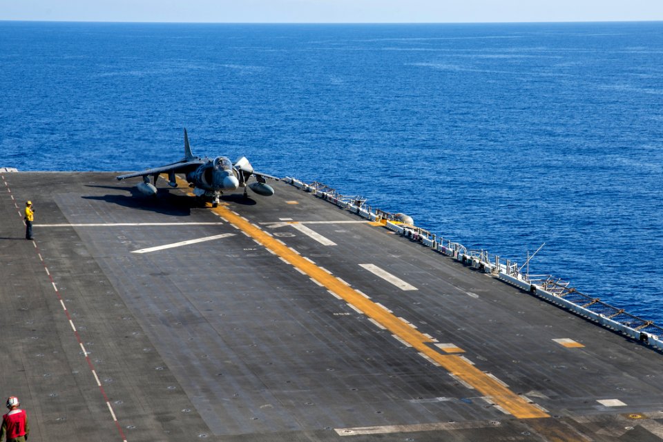 160811-N-VK310-023 (28462459324)
