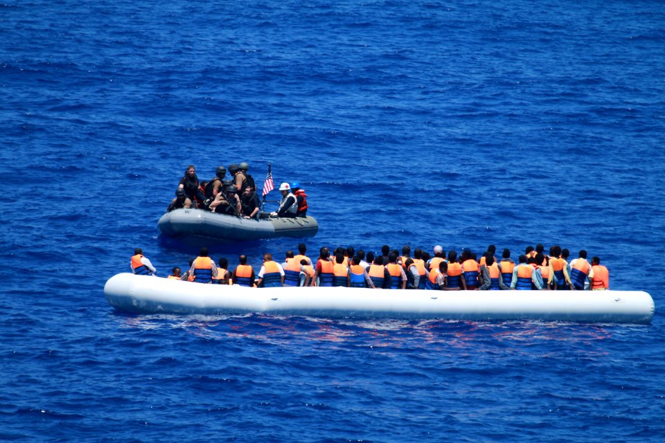 160829-N-EU999-006 (28361869620)