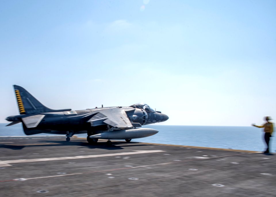 160914-N-JW440-115 (29661545496)