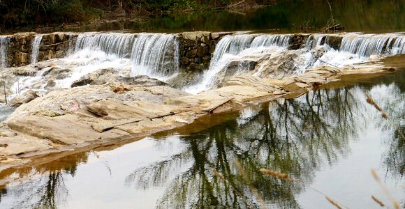 Flow wood cascade photo