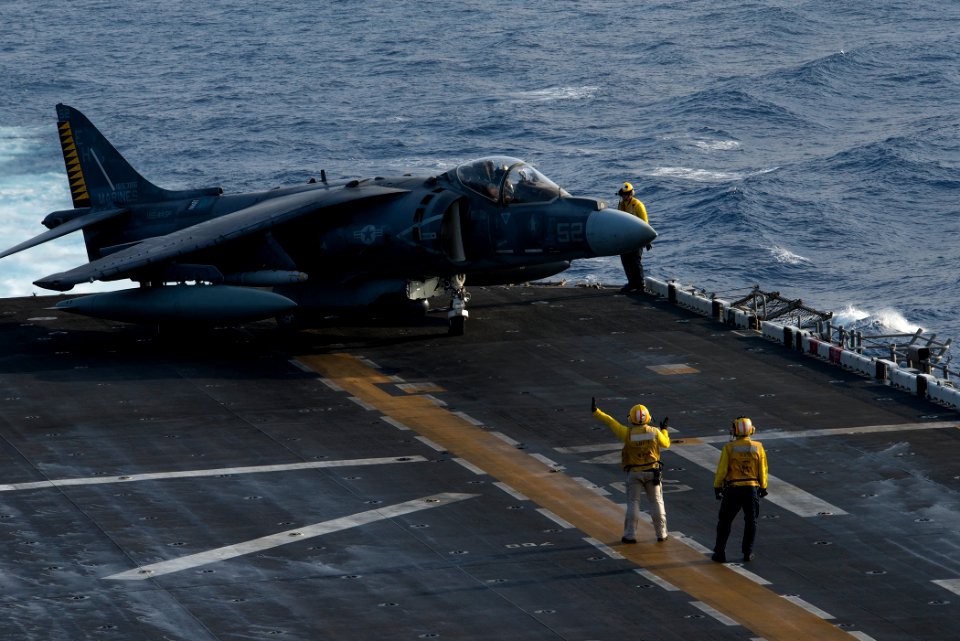 161002-N-VK310-003 (29626948894)