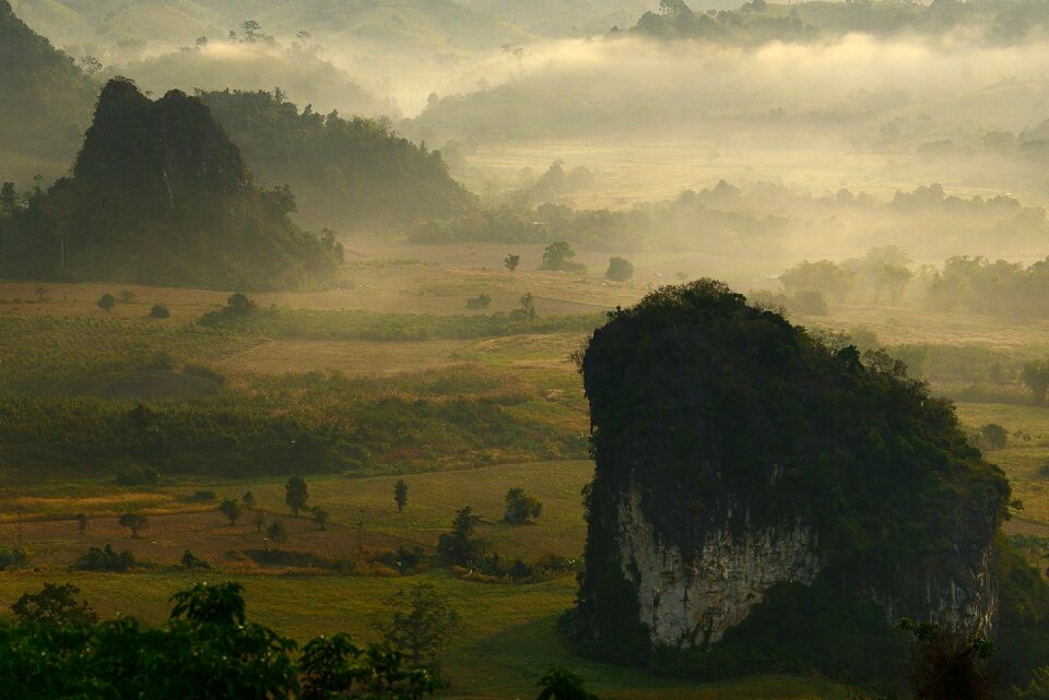 Morning mist visiting nan sunrise