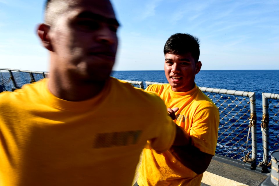 161106-N-FP878-136 (30792378581)