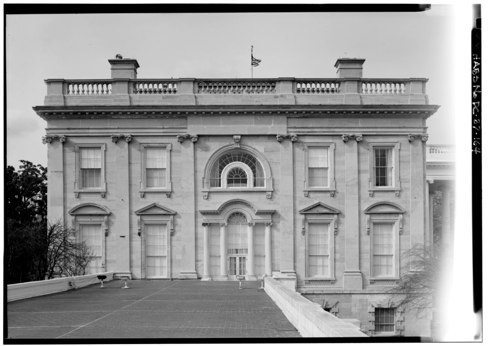 164 east elevation view of complete elevation