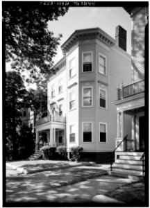 1667 Cambridge Street (Cambridge, Massachusetts) - 079996pu