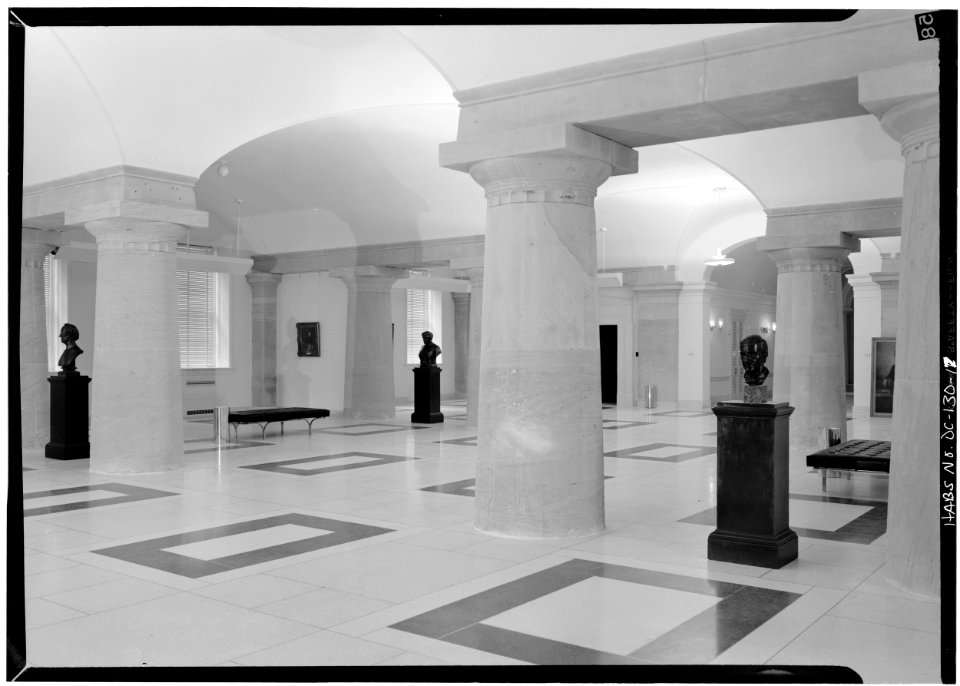 17 interior sandstone gallery 029415pu