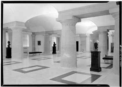 17 interior sandstone gallery 029415pu