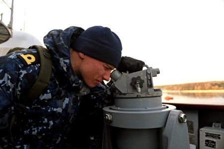 170210-N-VK873-008 (32061425873)