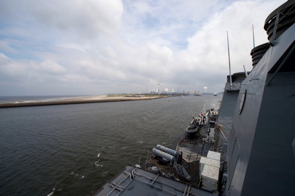 170503-N-ZE250-261 (34445848715)