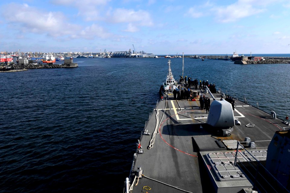 170511-N-AX546-052 (34430147602)