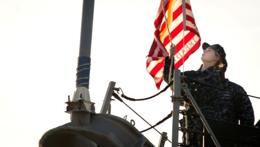 170603-N-FQ994-050 (34723687540)