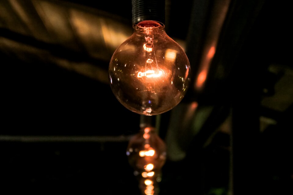 Light bulb electricity photo