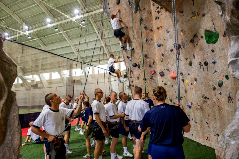 170717Rowell.RockClimbing2.13 (35856423031)