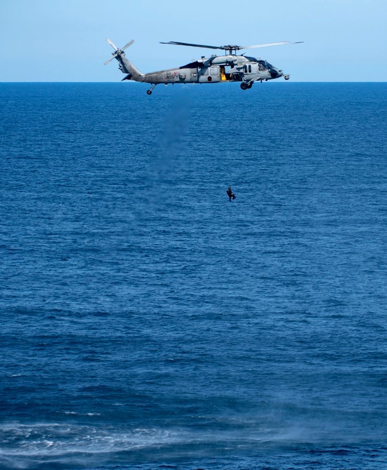 170810-N-FE442-125 (36390048012)